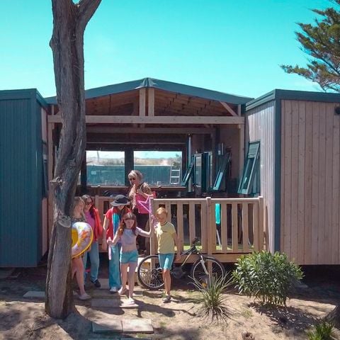 BUNGALOW 12 personnes - Mobile Home Tropical Lodge Family AVEC JACUZZI- 36.80 m²/MH - 6 Ch/12 pers - TRIBU XXL 12 pers