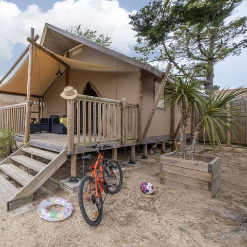 Tente en toile et en bois 4 personnes - Jungle Lodge 2chambres - avec SDB - 26m² 2/4 pers