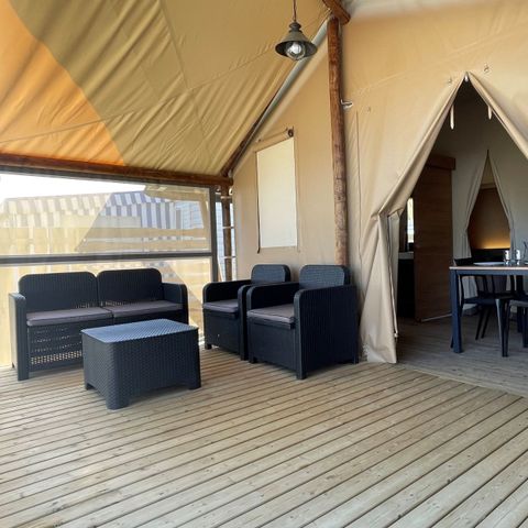 TIENDA DE LONA Y MADERA 4 personas - Jungle Lodge 2 habitaciones - con baño - 26m² 2/4 pers.