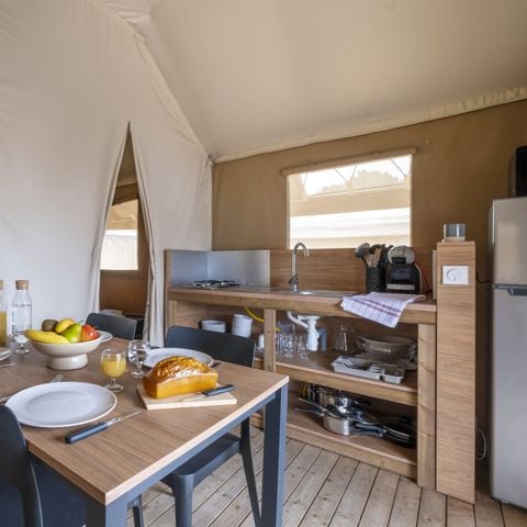 Tente en toile et en bois 4 personnes - Jungle Lodge 2chambres - avec SDB - 26m² 2/4 pers