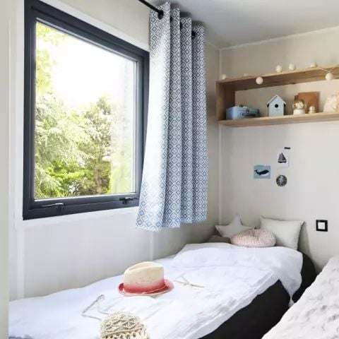 Stacaravan 4 personen - Cabane Premium 3 Pièces 4 Personnes Climatisée+ TV