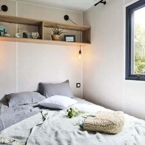 Mobile home 4 persons - Cabane Premium 3 Pièces 4 Personnes Climatisée+ TV