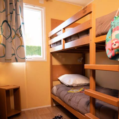 Stacaravan 6 personen - Economy 4 Kamers 6 Personen + TV