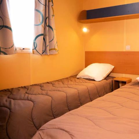 Stacaravan 6 personen - Economy 4 Kamers 6 Personen + TV