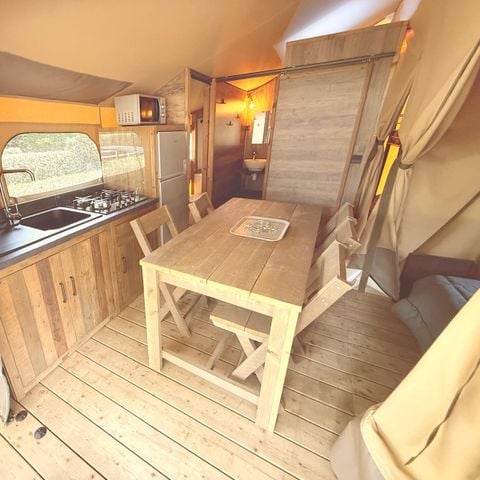 Canvas and wooden tent 5 persons - Kabane Lodge 34 m²