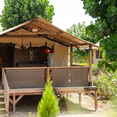 CANVAS AND WOOD TENT 6 people - Kabane Lodge 46 m²