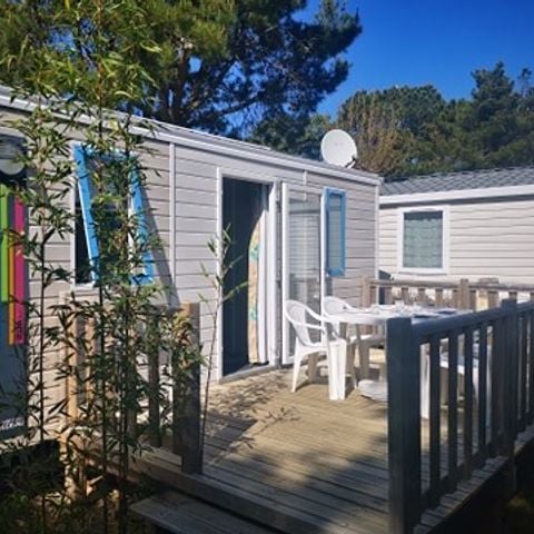 Stacaravan 5 personen - IBIZA 27m² - 2 kamers met houten terras