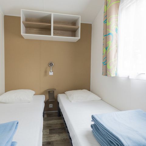 Stacaravan 5 personen - IBIZA 27m² - 2 kamers met houten terras