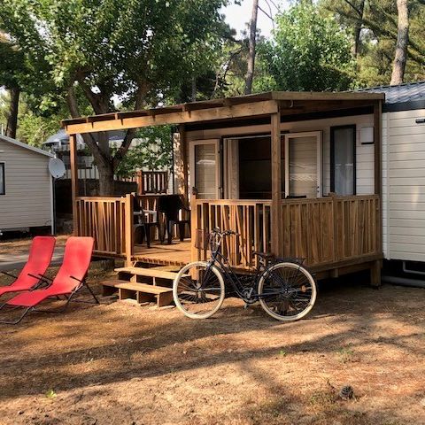 Mobile home 4 persons - BAHIA 2023 - 29m² 2 bedrooms with covered wooden terrace - DISHWASHER included