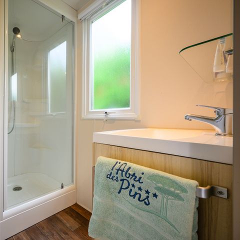 MOBILE HOME 4 people - LOISIR CONFORT 2 bdrm. 4 pers. - 25m2 - terrace with parasol