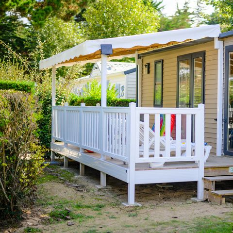 Mobilheim 6 personen - KOMFORTABLES FERIENHAUS mit 3 Schlafzimmern – 35 m² – überdachte Terrasse – für 6 Personen