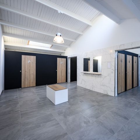 Stellplatz - D/ STELLPLATZ 6 PERS.