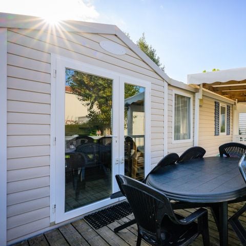 Mobilhome 6 personnes - LOISIR CONFORT 3 chambres - 36m2 - terrasse couverte 6 pers