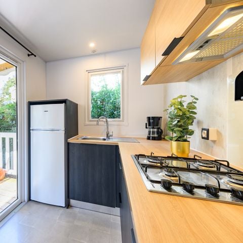 Mobilhome 4 personnes - D/ COTTAGE CONFORT 2 chambres - 30m2 - terrasse couverte 4 pers