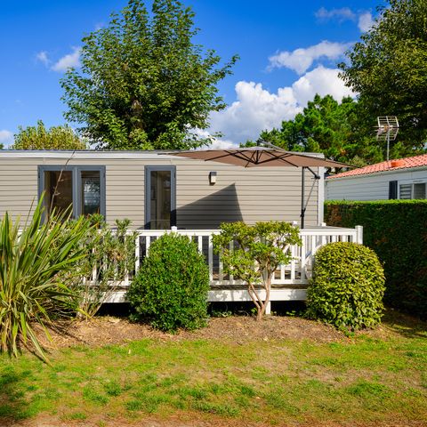 MOBILHOME 6 personas - CASA RURAL CONFORT 3 hab. 6 pers. - 35m2 - terraza con sombrilla