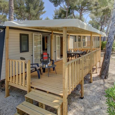 BUNGALOW 6 personnes - Comfort XL | 2 Ch. | 4/6 Pers. | Terrasse surélevée | Clim.