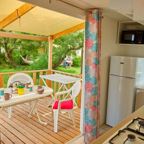 Stacaravan 6 personen - Mobile-home | Comfort XL | 2 slaapkamers | 4/6 pers. | Verhoogd terras | Airconditioning