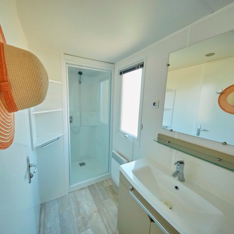 Stacaravan 6 personen - Mobile-home | Comfort XL | 2 slaapkamers | 4/6 pers. | Verhoogd terras | Airconditioning