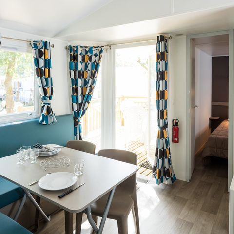 Stacaravan 5 personen - Comfort XL | 2 slaapkamers | 5 pers. | Verhoogd terras