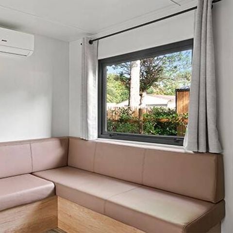 BUNGALOW 8 personnes - Mobil-home | Premium | 4 Ch. | 8 Pers. | Terrasse Lounge | 2 SDB | Clim. | TV
