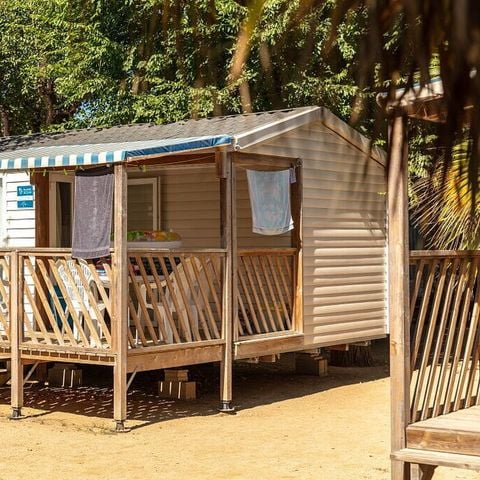 BUNGALOW 5 personas - Mobil-home | Confort | 2 Dormitorios | 5 Pers. | Terraza individual | Aire acondicionado.