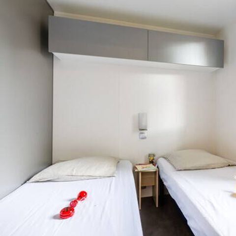 Mobilheim 4 personen - Mobilheim | Comfort | 2 Zi. | 4 Pers. | Erhöhte Terrasse