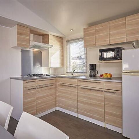 BUNGALOW 5 personnes - Mobil-home | Comfort | 2 Ch. | 5 Pers. | Terrasse surélevée | Clim.
