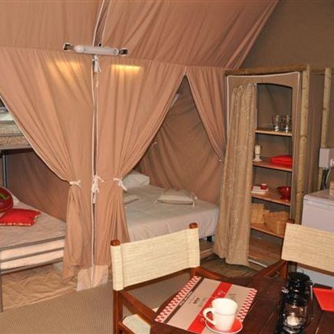 Canvas and wooden tent 5 persons - Le Lodge Canada 2ch. 5 pers.