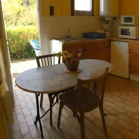 LANDHUIS 2 personen - B9