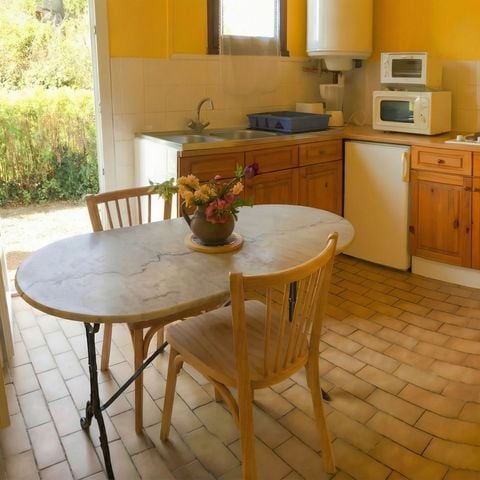 LANDHAUS 2 Personen - B9