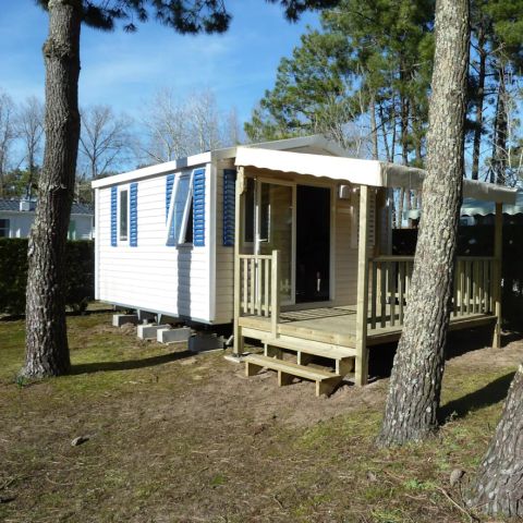 BUNGALOW 2 personnes - 1 CHAMBRE TERRASSE 16-20m²