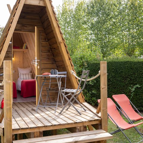 UNIEKE ACCOMMODATIE 2 personen - Ongewoon pakket :Cabadienne 8m² - 1 kamer + Koelkast + Terras 1/2 pers