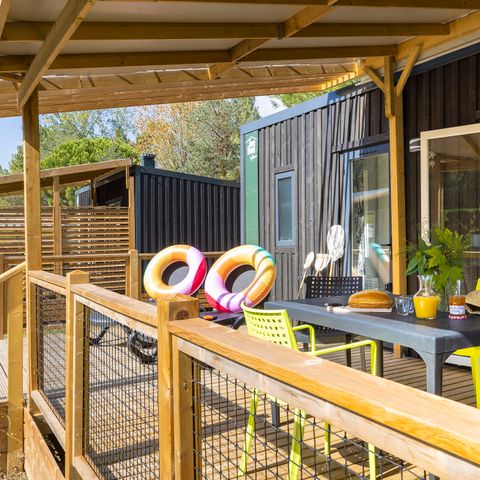 Mobilheim 4 personen - Homeflower Premium 29m² (2Zimmer) + TV + LV + Überdachte Terrasse + Bettwäsche inklusive + Fußgängerzone 4 Pers.