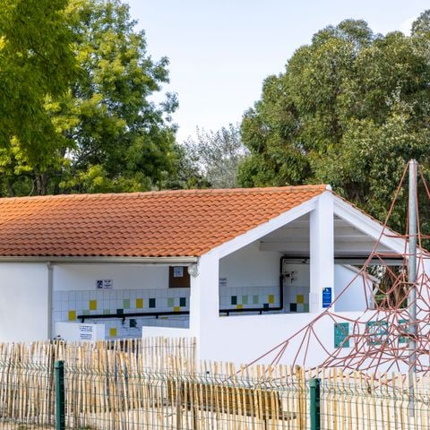 Pitch -  Comfort Package: Pitch for caravan, camper van or tent +1 car + Electricity (10 A) 1/2 pers.