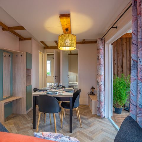 Chalet 4 personen - Chalet Cannelle 26.5m² 2 Zimmer + TV + LV + Überdachte Terrasse + Bettwäsche + Fußgängerzone + Klimaanlage 4 Pers.
