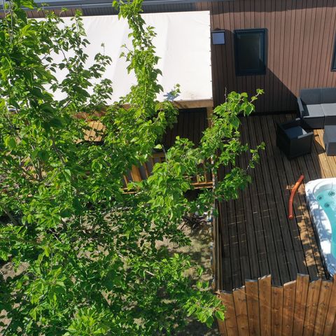 BUNGALOW 6 personnes - COTTAGE TRIO STANDING- TV- LAVE VAISSELLE- 2 SALLES D'EAU avec SPA PRIVATIF 6 pers