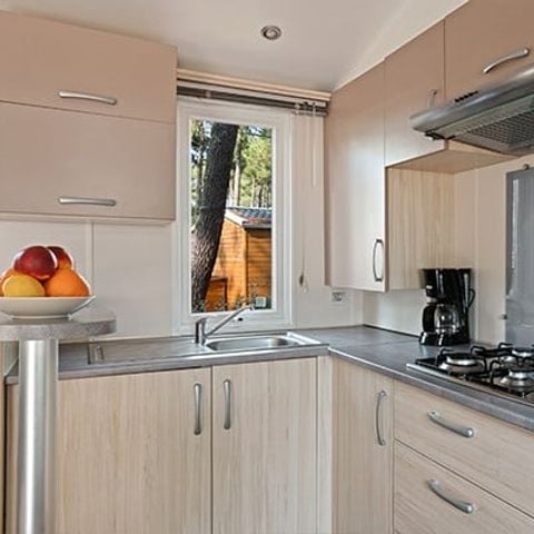 Stacaravan 6 personen - Classic XL | 2 slaapkamers | 4/6 pers. | Verhoogd terras