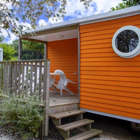Mobilheim 4 personen - Cottage GOYAVE - 25m² - integrierte halbüberdachte Terrasse - 2 Zimmer 4 pers.
