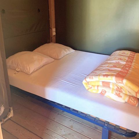 Canvas and wooden tent 4 persons - Cambodgia nature tent without sanitary facilities