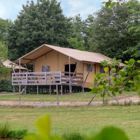 Canvas and wooden tent 6 persons - Safari Lodge 6p