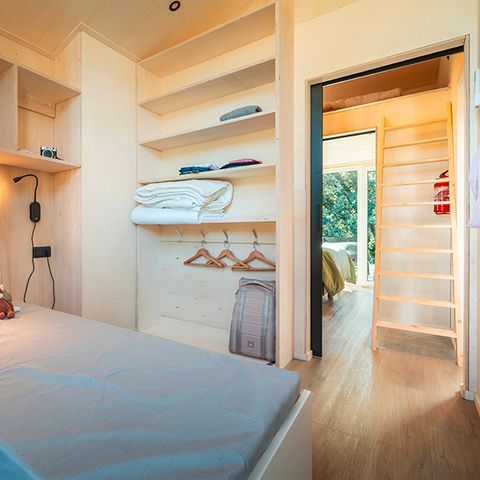 Tiny house 5 personnes - Wild Spirit 2 chambres - 60m² - TV -CLIM - LV - SH + SAUNA + BAIN NORDIQUE