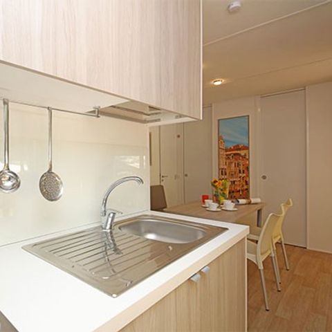 Mobilhome 4 personnes - Mobil-home | Comfort XL | 2 Ch. | 4 Pers. | Terrasse surélevée | Clim.