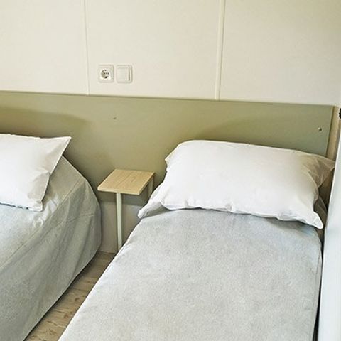 Mobilhome 6 personas - Comfort XL | 3 Dormitorios | 6 Pers. | Terraza elevada