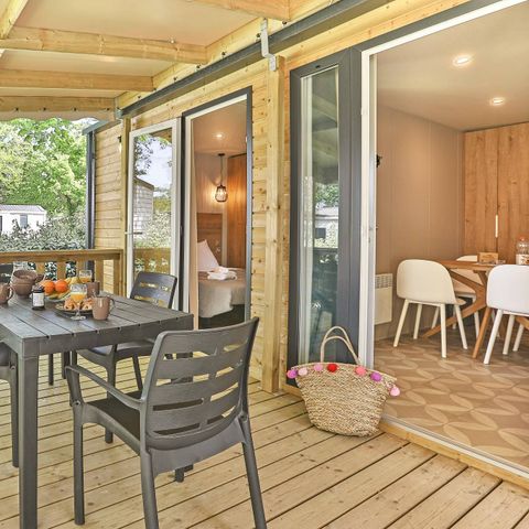 Mobilheim 4 Personen - Mobilheim | Premium Exclusive | 2 Zi. | 4 Pers. | Erhöhte Terrasse | 2 Bäder