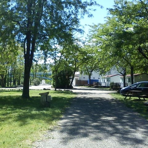 PIAZZOLA - Pacchetto per 2 persone + roulotte o tenda + auto