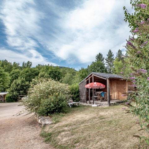 Canvas bungalow 4 persons - Châtaigner hut without sanitary facilities
