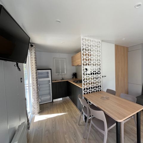 Stacaravan 4 personen - MH Premium Grand Large Les Cévennes 30m² (2bed-4pers) + halfoverdekt terras + airconditioning