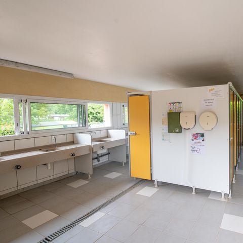 PARCELA - Paquete naturaleza (1 tienda, caravana o autocaravana / 1 coche)