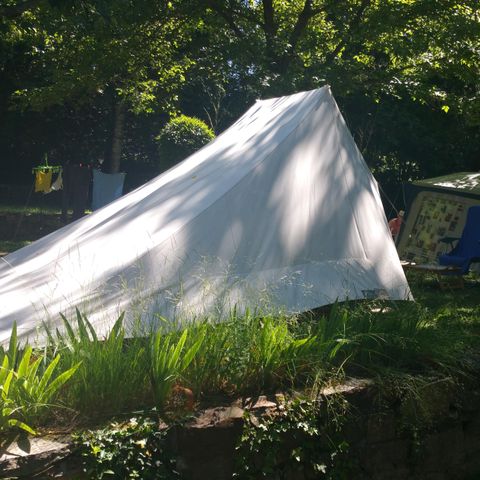 STAANPLAATS - Pakket wandelaar/fietser/motorrijder + elektriciteit