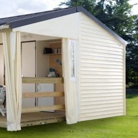 Bungalowzelt 4 Personen - Tithome mit Sanitäranlagen (ohne Bad mit WC)